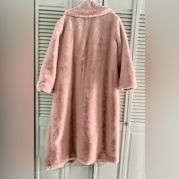 NWT Luxurious Pink Faux Fur Coat XL - Picture 6 of 7